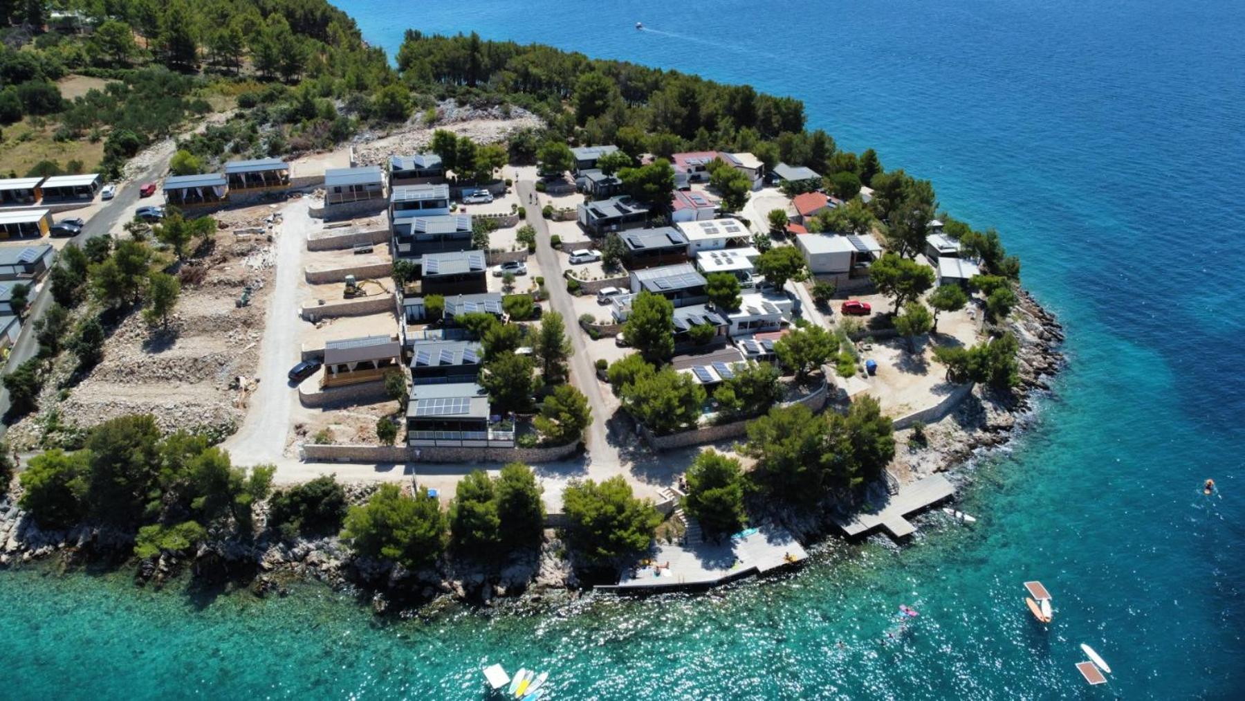 Hipo Camp Mobil Home Arta Pakostane Exterior photo